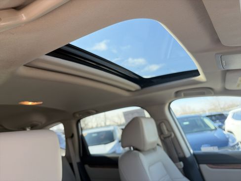 Used 2019 Honda CR-V Touring image 16