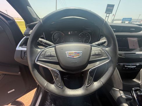 Used 2023 Cadillac XT5 Premium Luxury AWD/4WD image 21