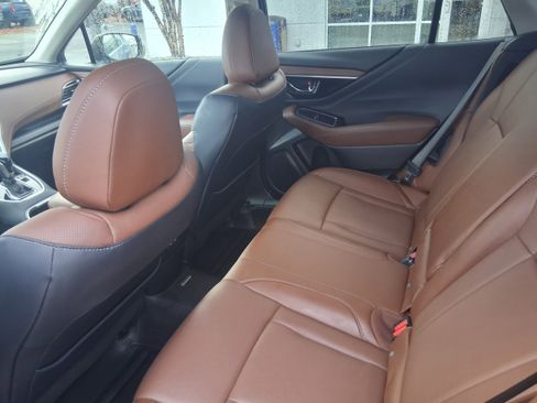 Certified 2022 Subaru Outback Touring XT image 5