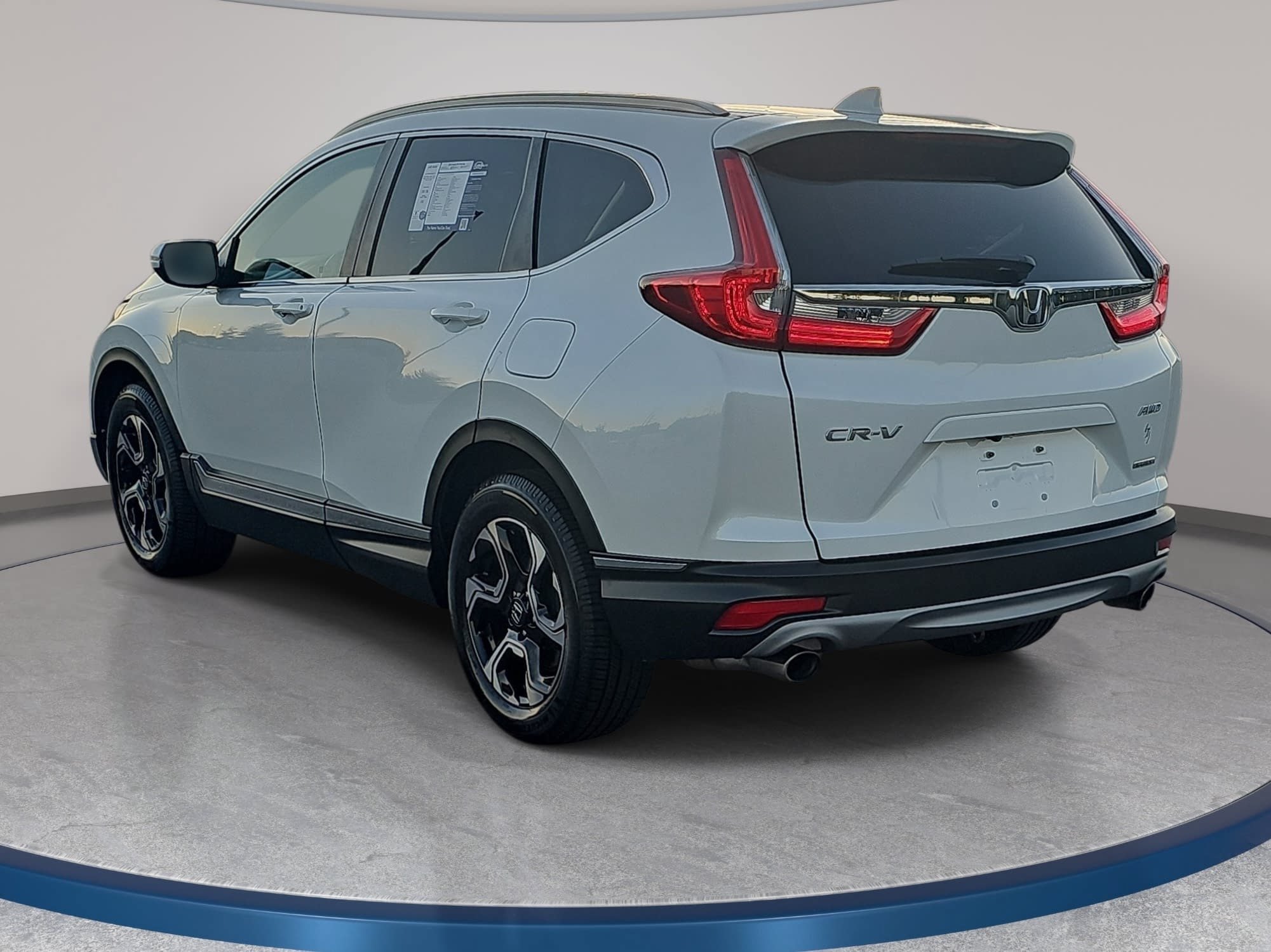 Used 2019 Honda CR-V Touring image 7