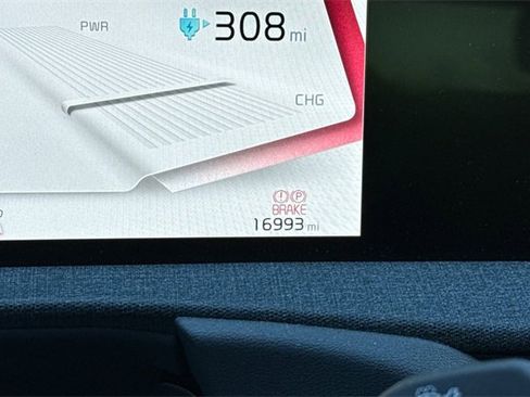 Certified 2024 Kia EV6 Wind w/ Wind Technology Package image 34