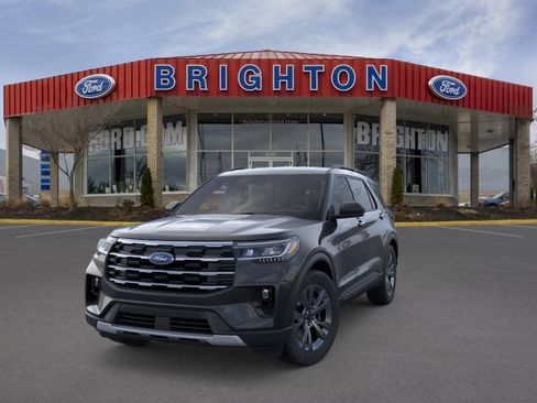 Used 2026 Ford Explorer Active w/ Active Comfort Package AWD/4WD image 4