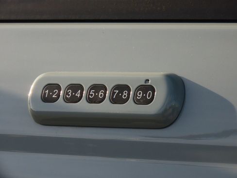 Certified 2022 Ford Bronco Raptor image 17