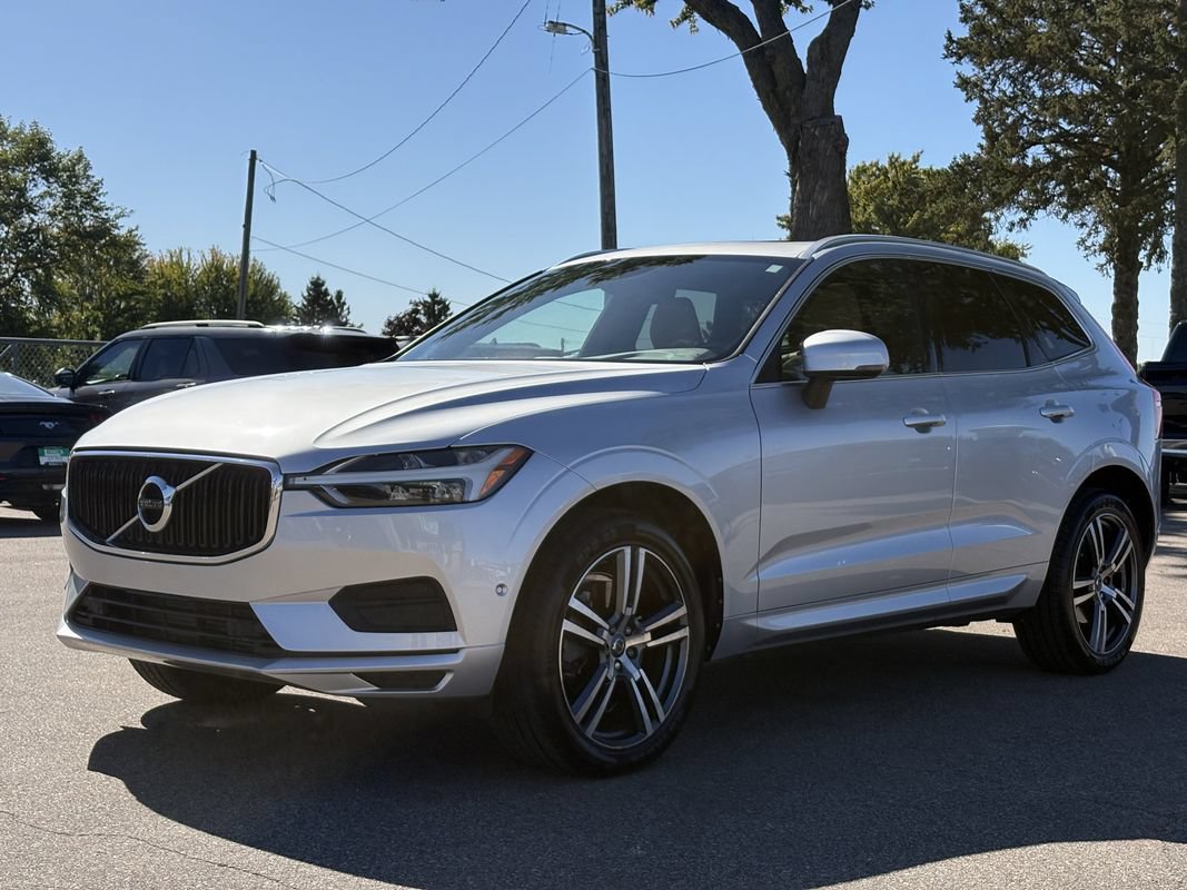 Used 2019 Volvo XC60 T6 Momentum w/ Premium Package AWD/4WD image 4