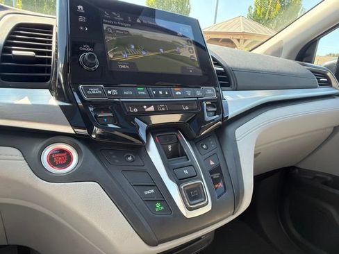 Used 2019 Honda Odyssey EX-L image 18
