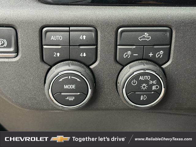Used 2025 Chevrolet Silverado 1500 RST AWD/4WD image 24
