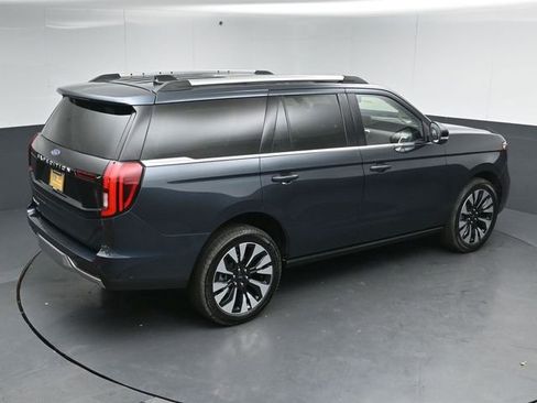 Certified 2025 Ford Expedition Platinum w/ Driver's Package AWD/4WD image 48