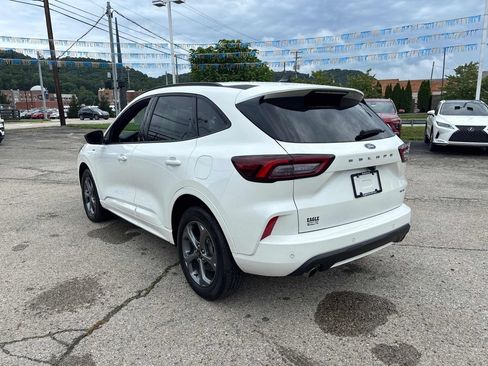 Used 2024 Ford Escape ST-Line w/ Tech Pack #1 AWD/4WD image 3