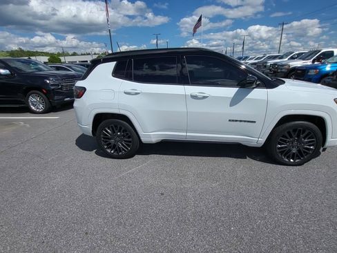 Used 2024 Jeep Compass Limited w/ Driver Assist Group I AWD/4WD image 8