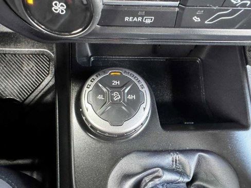 Used 2023 Ford Bronco Black Diamond AWD/4WD image 30