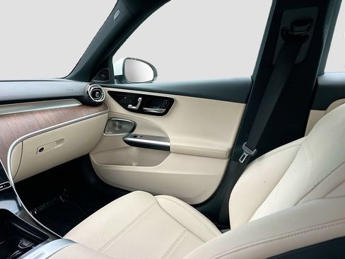 Certified 2026 Mercedes-Benz C 300 Sedan image 25