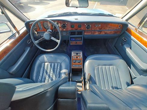 Used 1989 Rolls-Royce Silver Spur image 27