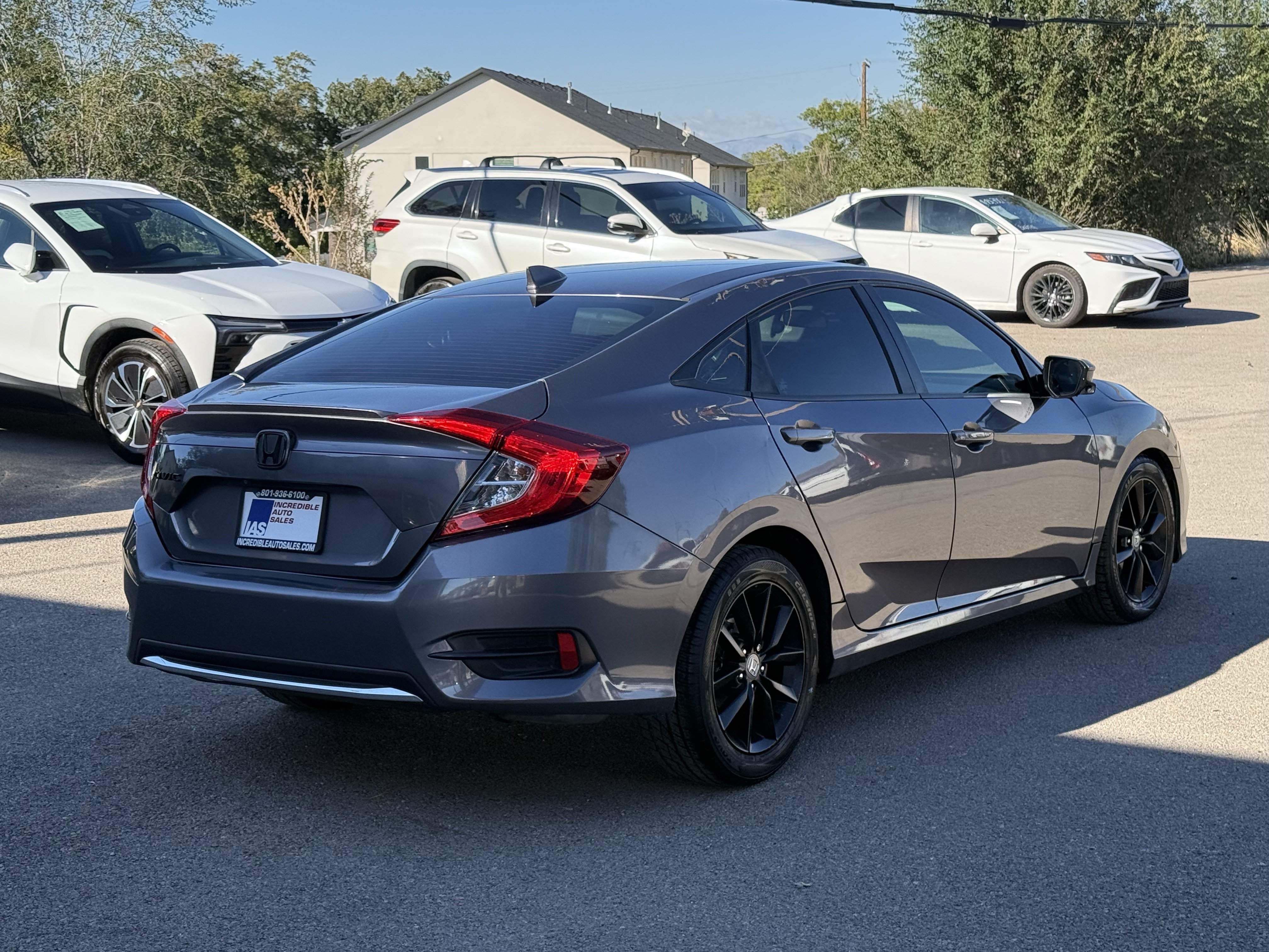 Used 2020 Honda Civic EX image 4