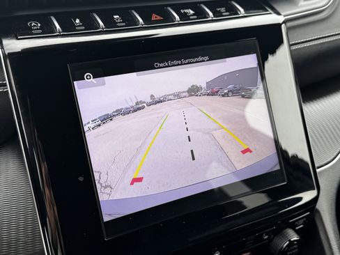 Used 2023 Jeep Grand Cherokee L Altitude image 20