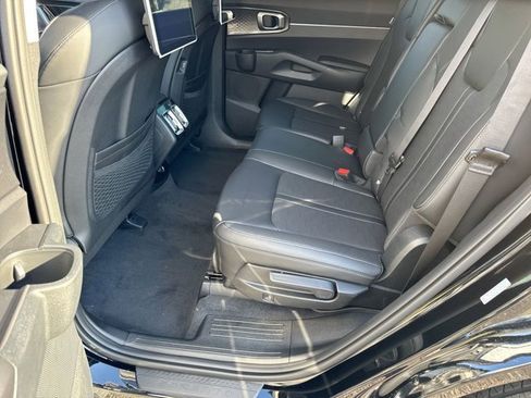 New 2025 Kia Sorento S w/ Panoramic Sunroof Package image 14