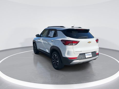 Certified 2025 Chevrolet TrailBlazer LT w/ Convenience Package image 7