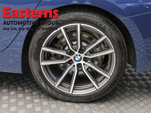 Used 2021 BMW 330i xDrive Sedan w/ Convenience Package AWD/4WD image 8