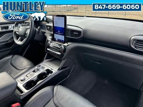 Used 2023 Ford Explorer ST w/ Technology Package image 13
