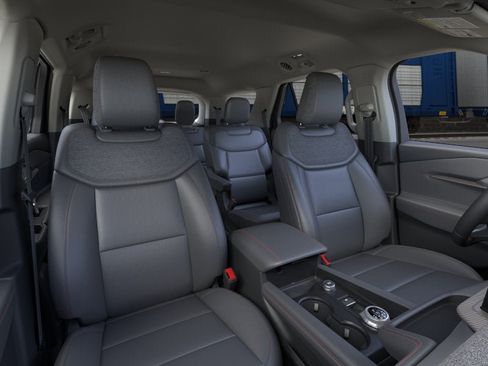 New 2026 Ford Explorer Active AWD/4WD image 10