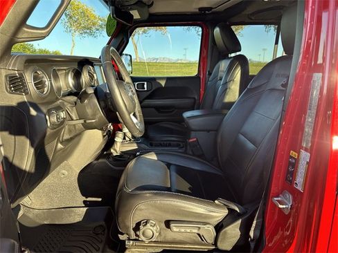 Used 2020 Jeep Gladiator Overland image 20