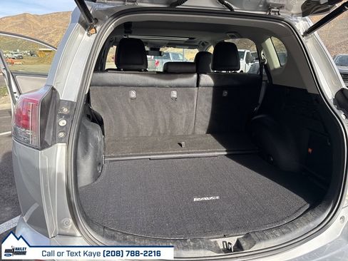Used 2016 Toyota RAV4 Limited image 32