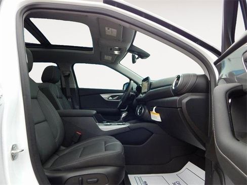 New 2026 Chevrolet Blazer LT w/ LPO, Black Sport Package image 15