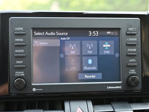 Used 2021 Toyota RAV4 LE FWD image 22
