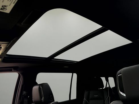 Certified 2024 Cadillac Escalade ESV Premium Luxury RWD image 27