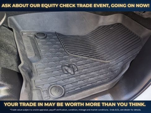 Used 2022 RAM 1500 Laramie AWD/4WD image 24