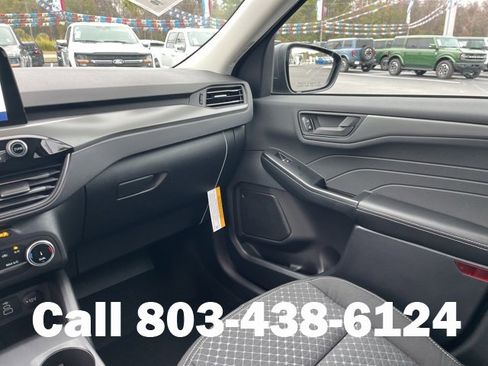 New 2026 Ford Escape Active image 18