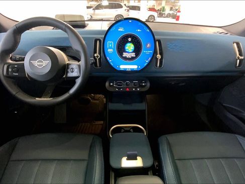 Used 2025 MINI Cooper Countryman SE w/ Comfort Package Max image 15