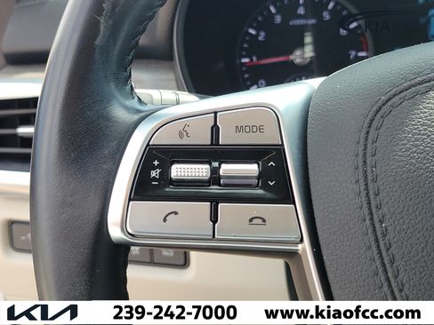 Certified 2022 Kia Telluride EX w/ EX Premium Package FWD image 26