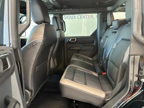 New 2026 Ford Bronco Outer Banks w/ Sasquatch Package AWD/4WD image 45