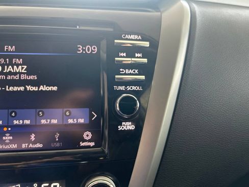 Used 2019 Nissan Murano SV FWD image 50