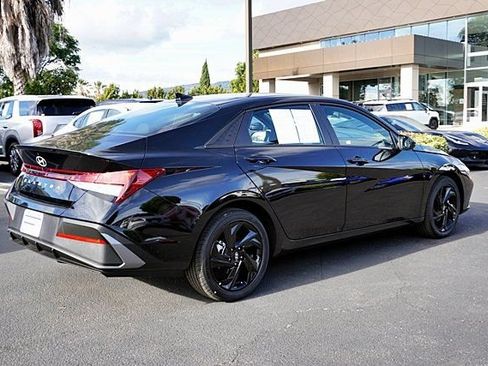 Certified 2026 Hyundai Elantra Sport FWD image 8