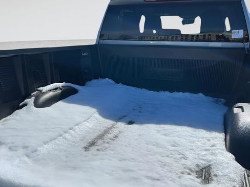 Used 2024 Chevrolet Silverado 2500 LT AWD/4WD image 13