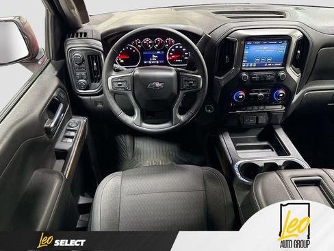 Used 2022 Chevrolet Silverado 1500 LT Trail Boss w/ Bed Protection Package AWD/4WD image 24