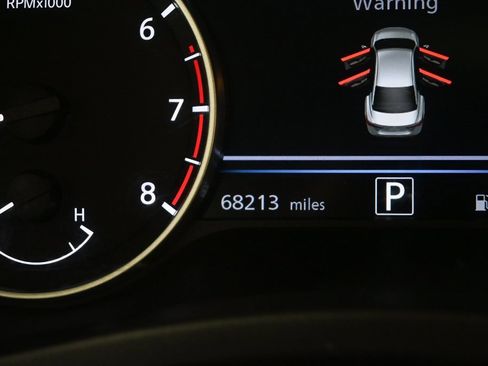 Used 2020 Nissan Sentra SV w/ SV Premium Package image 11