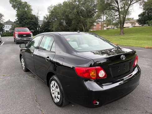 Used 2009 Toyota Corolla LE FWD image 7