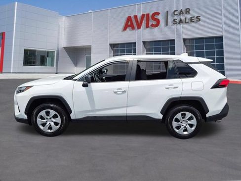 Used 2025 Toyota RAV4 LE AWD/4WD image 10