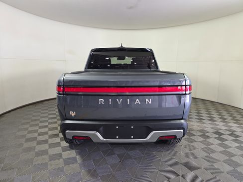 Used 2022 Rivian R1T Launch Edition AWD/4WD image 4