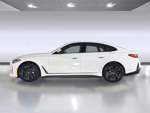 Certified 2023 BMW i4 eDrive40 w/ Premium Package RWD image 2