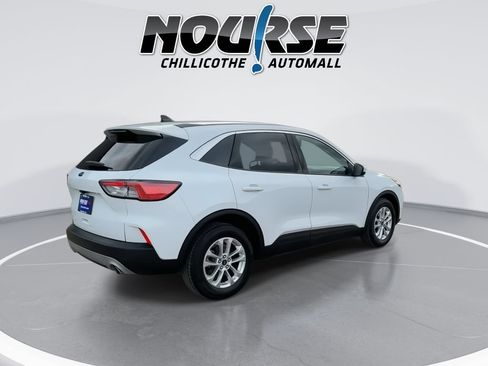 Used 2021 Ford Escape SE FWD image 8