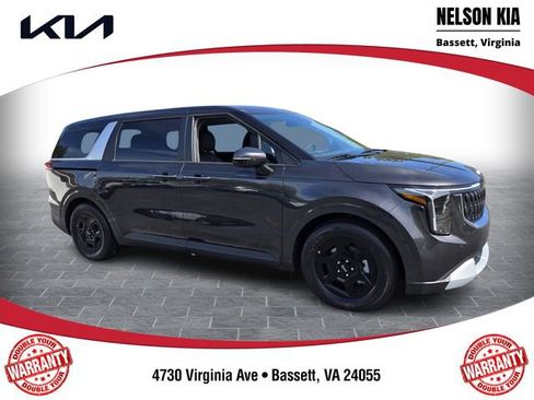 New 2026 Kia Carnival FWD image 1