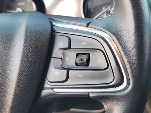 Used 2023 Buick Encore GX Select w/ Experience Buick Package image 35