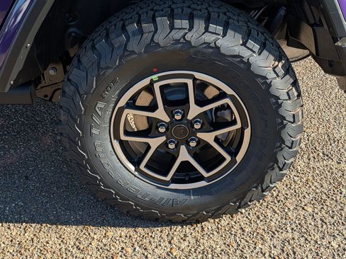 New 2026 Jeep Wrangler Unlimited Rubicon AWD/4WD image 24