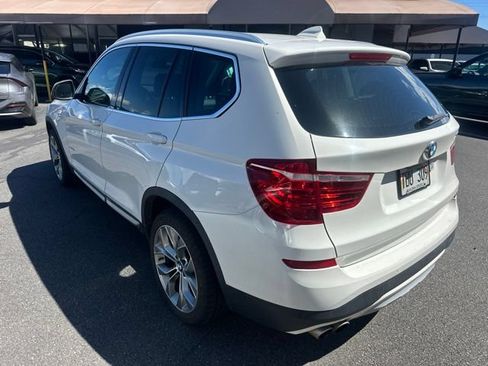 Used 2017 BMW X3 xDrive28i AWD/4WD image 3