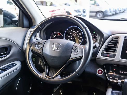 Used 2017 Honda HR-V EX-L image 14