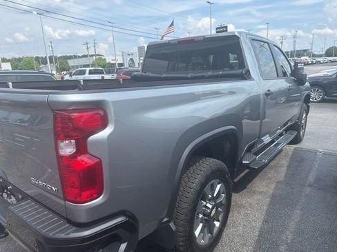 Used 2026 Chevrolet Silverado 2500 Custom w/ Custom Value Package AWD/4WD image 9