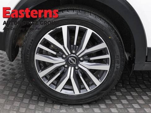 Used 2023 Nissan Kicks SV image 30